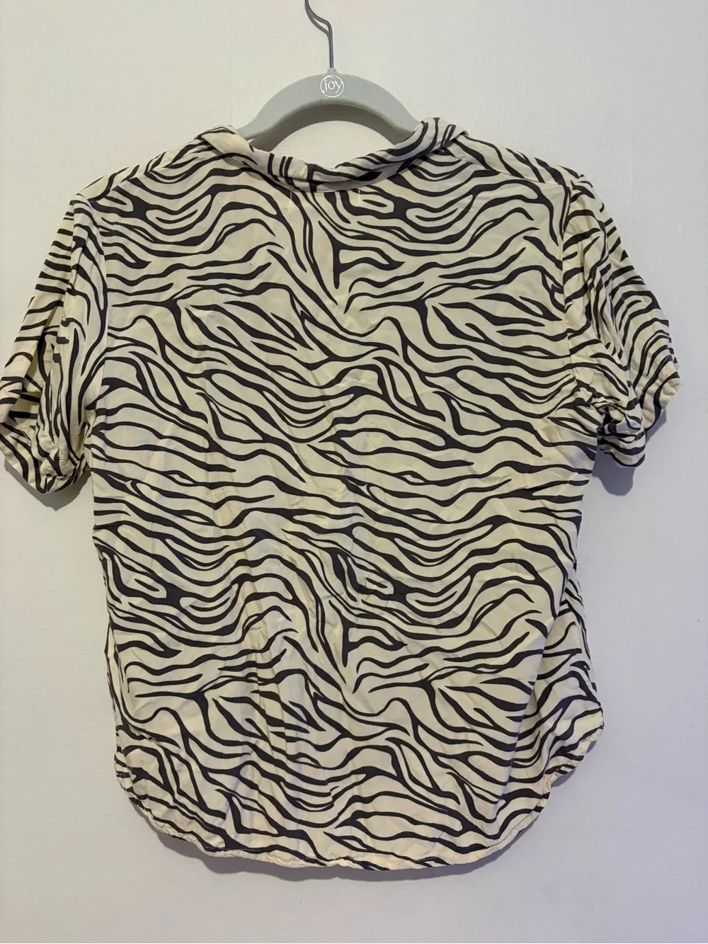 Beachgold Black & Cream Zebra Print Button-Front Women's Top